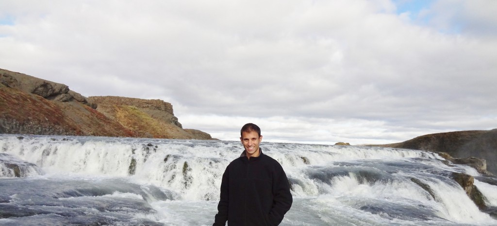 Golden Circle Tour at Gullfoss waterfall