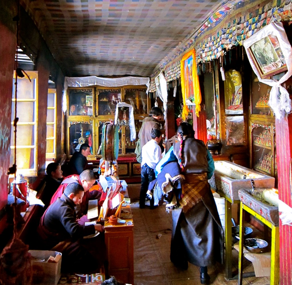 Traveling in Tibet, the Rooftop of the World 