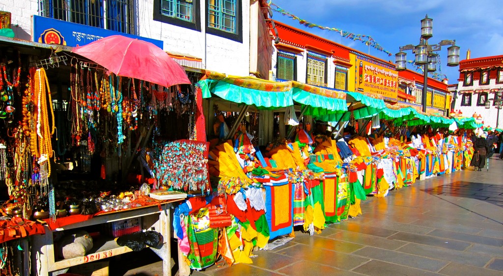 Traveling in Tibet, the Rooftop of the World 