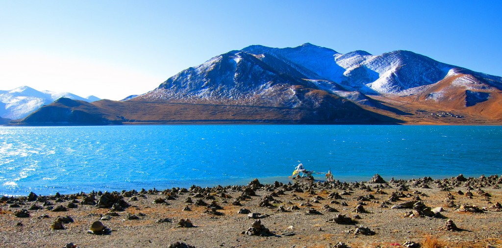 Into the Himalayas - To Tashilhunpo Monastery Shigatse