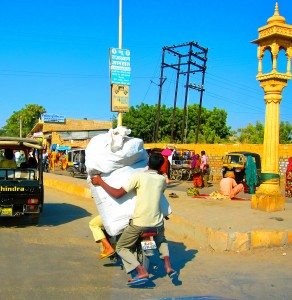 Travel from Jaipur to Jaisalmer 