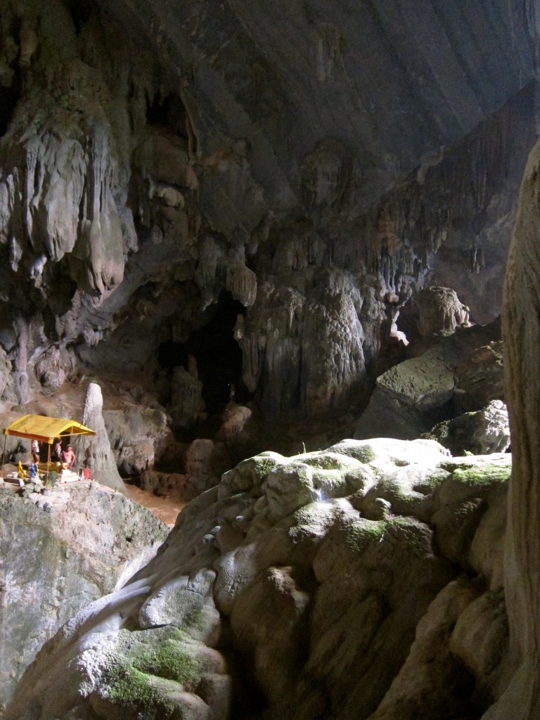 Phu Kham Cave in Laos