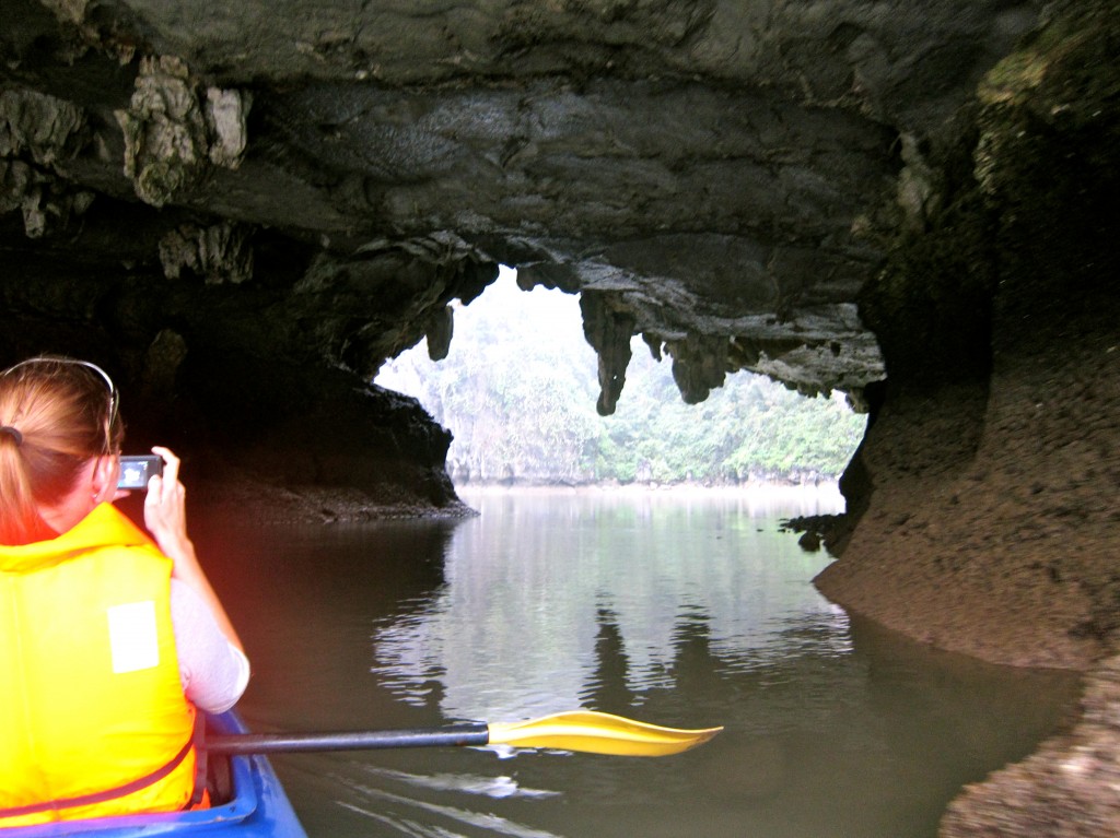 3 Day Tour of Halong Bay, Vietnam 