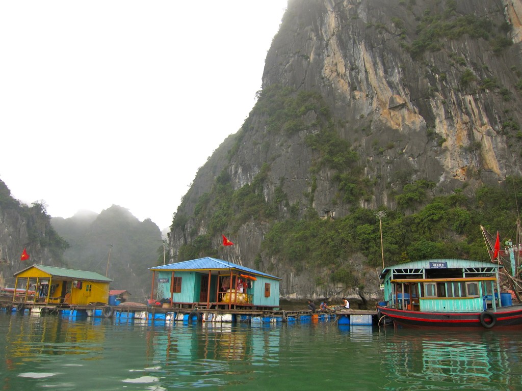 3 Day Tour of Halong Bay, Vietnam 