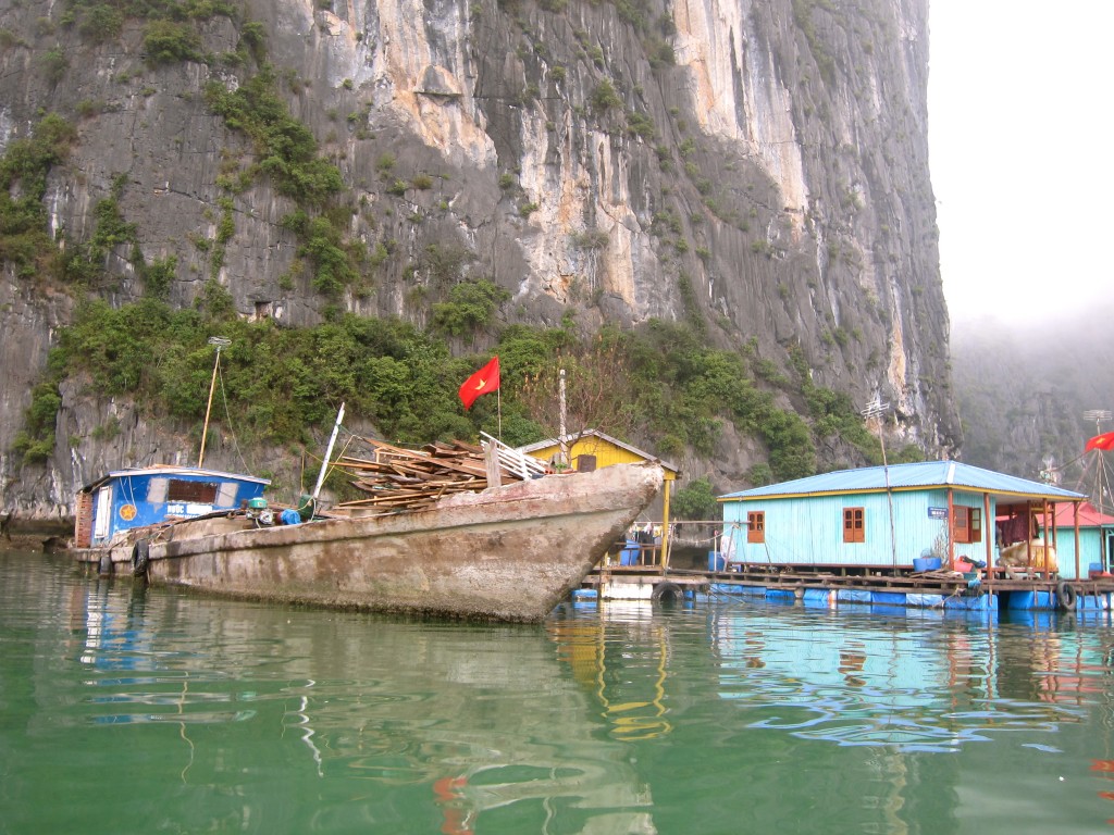 3 Day Tour of Halong Bay, Vietnam 