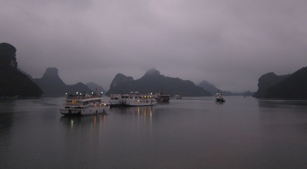 3 Day Tour of Halong Bay, Vietnam 